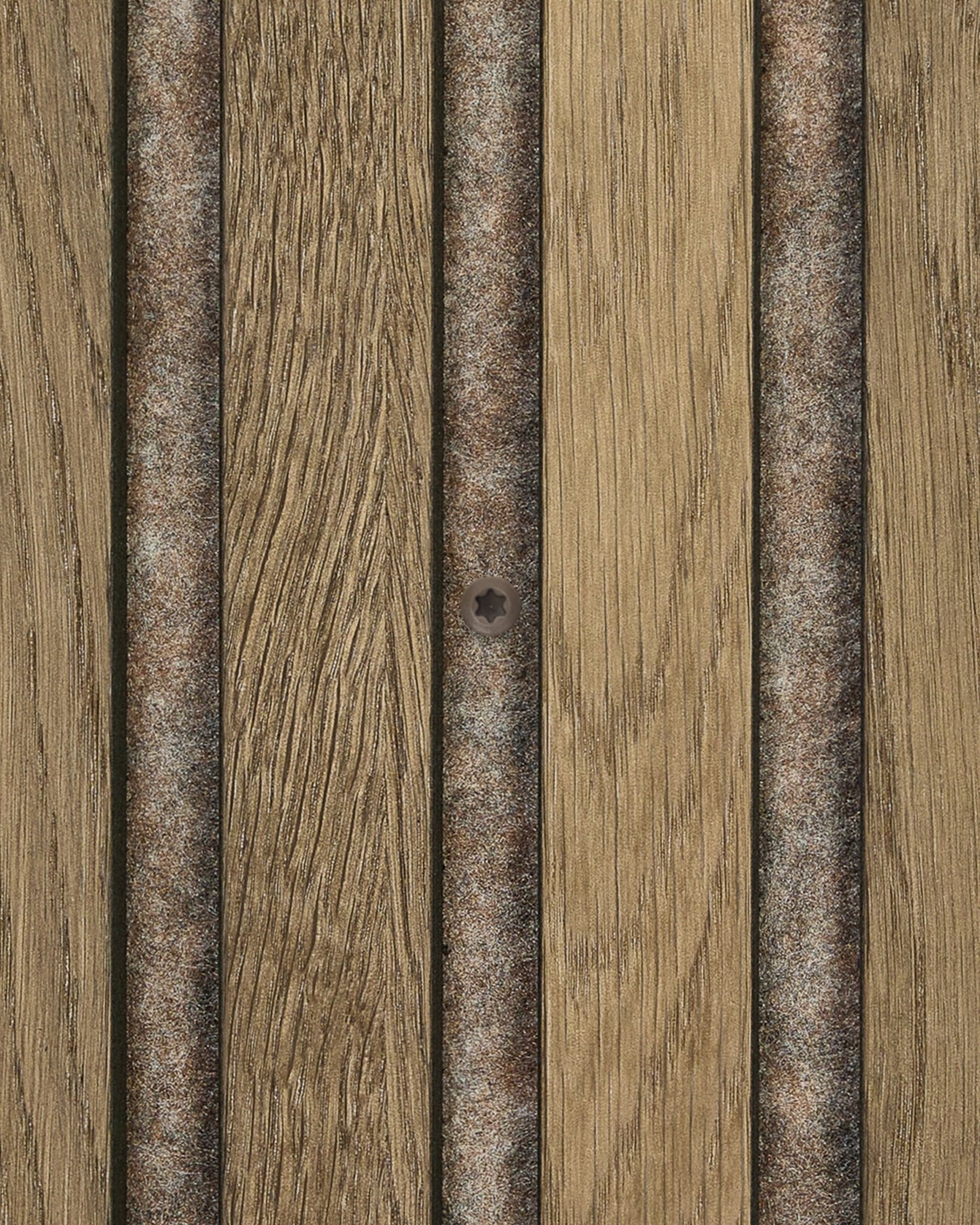 Primo piano delle viti Warm Grey usate per installare i pannelli acustici WoodUpp Akupanel: si vedono le strisce metalliche e il retro in feltro; 100 viti per confezione.