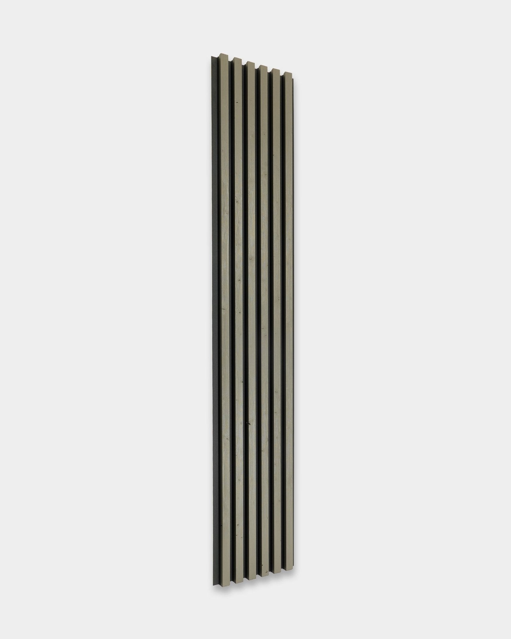 Pannello di facciata WoodUpp Aluwood in grey, 240 x 45,1 cm, con listelli alternati in abete nordico termotrattato grey e black per installazione esterna.